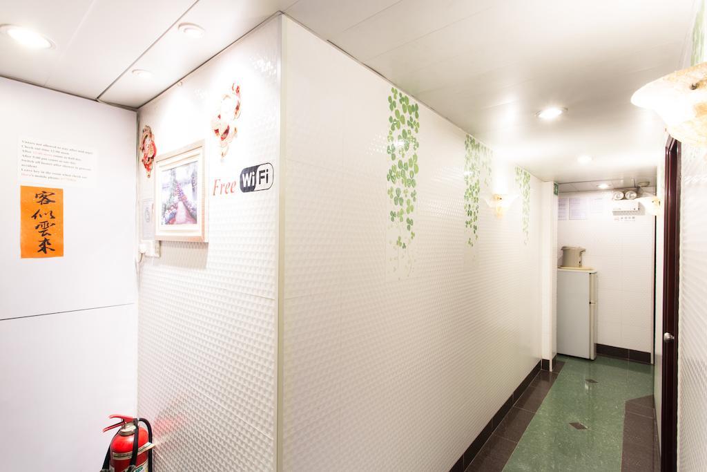 Safari Hotel Tsim Sha Tsui  外观 照片